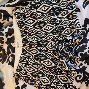 Womens Size 2 Old Navy Shorts